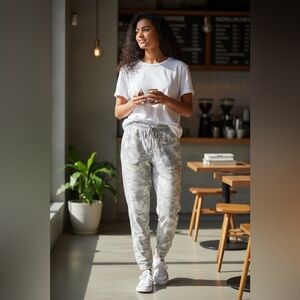 ATHLETA‎ LIGHT GRAY FARALON JOGGER WOMENS SIZE XS/6